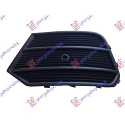 Grilë në parakolpin e përparmë (me hapje për sensor parkimi) për AUDI Q3 14-18 - OEM: 8U0807681Q