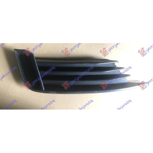 Grilë në parakolpin e përparmë (pa drita të mjegullës) për AUDI A3 SPORT SEDAN/CABRIO 13-16 - OEM: 8V5807682 Grilë në parakolpin e përparmë (pa drita të mjegullës) për AUDI A3 SPORT SEDAN/CABRIO 13-16 - OEM: 8V5807682