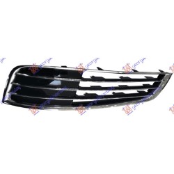 Grilë në parakolpin e përparmë (pa hapje për dirtë të mjegullës) (me 3 Shirit a) për AUDI A8 09-13 - OEM: 4H0807679K