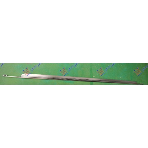 Shirit i pragut plastik krom për AUDI A8 09-13 - OEM: 4H4853986B Shirit i pragut plastik krom për AUDI A8 09-13 - OEM: 4H4853986B