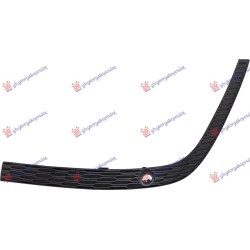 Shirit anësor për parakolpin e pasëm (me hapje për sensorë parkimi) (S-LINE/SQ8) për AUDI Q8 18-22 - OEM: 4M8 807 823 A 9B9